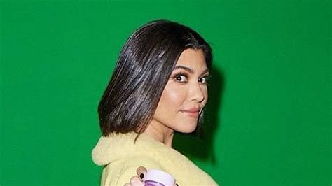 kardashian ass|Kourtney Kardashian Shows Off Her Butt in a Thong: .